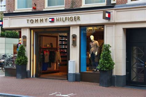 tommy hilfiger pc hooftstraat openingstijden|tommy hilfiger shop.